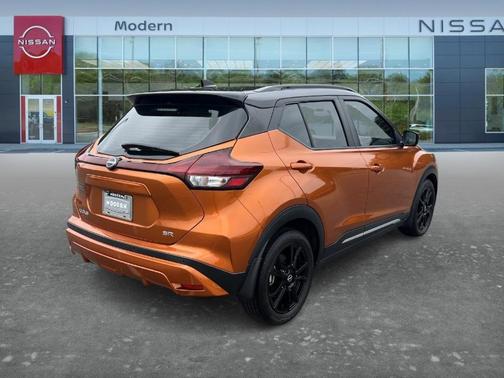 Monarch Orange / Super Black 2023 Nissan Kicks SR