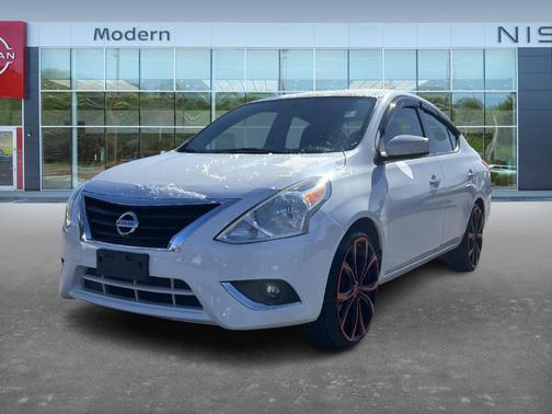 2016 Nissan Versa 1.6 SV