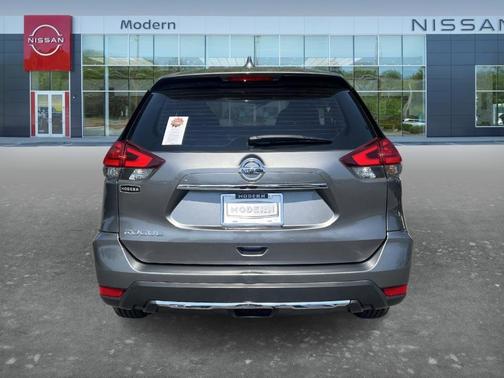 Gun Metallic 2017 Nissan Rogue S