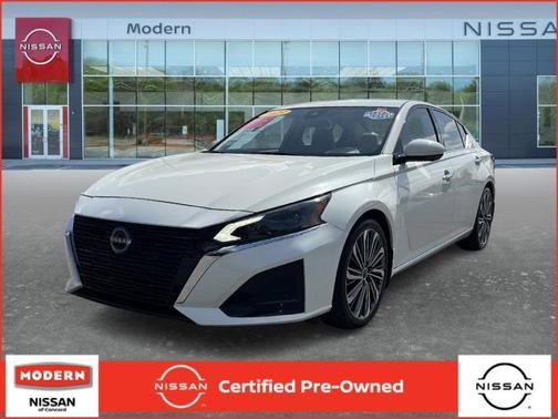 White 2023 Nissan Altima 2.5 SL