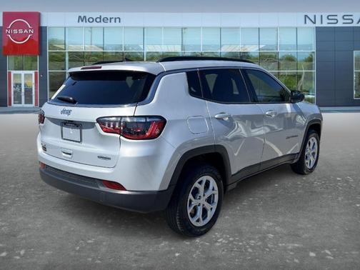 Silver 2024 Jeep Compass Latitude