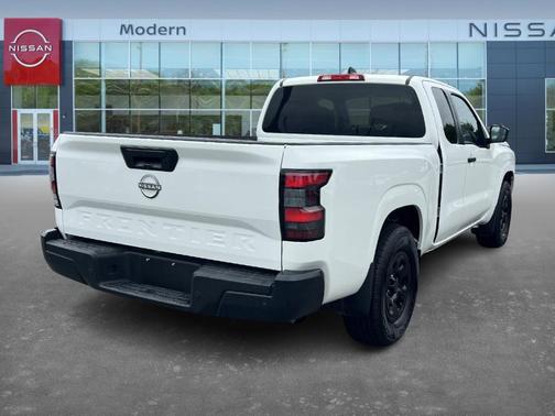 2024 Nissan Frontier S