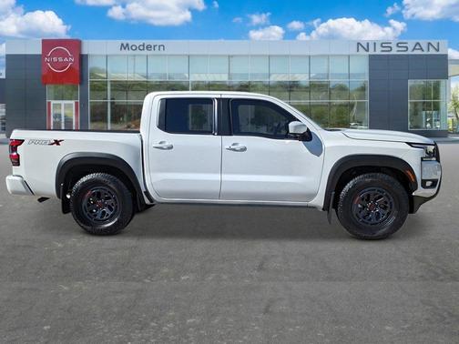 Glacier White 2026 Nissan Frontier PRO-X