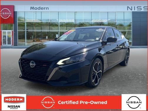 Black 2023 Nissan Altima 2.5 SR
