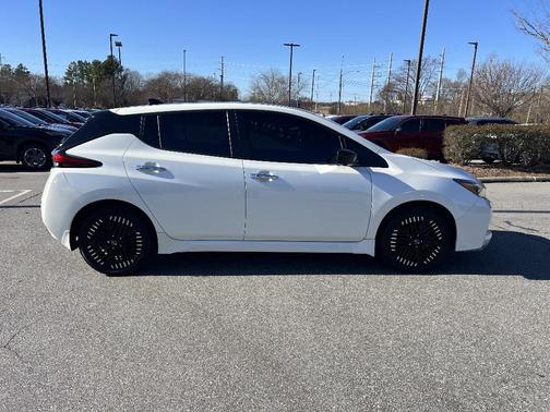 2023 Nissan Leaf SV PLUS