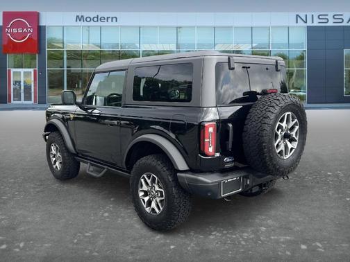 Black 2025 Ford Bronco Badlands