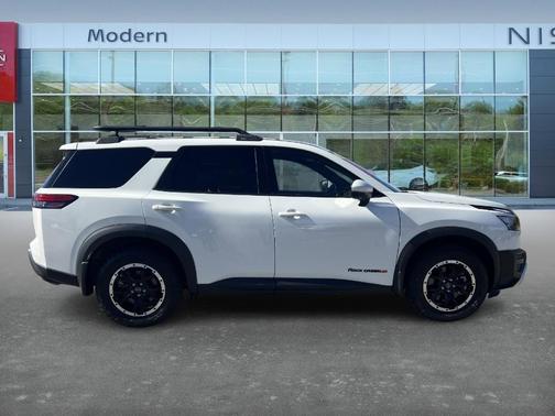 2023 Nissan Pathfinder Rock Creek