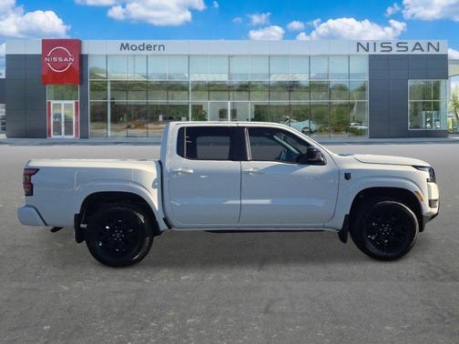 Glacier White 2026 Nissan Frontier SV