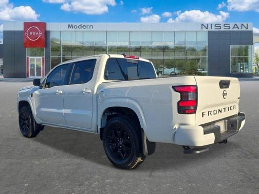 Glacier White 2026 Nissan Frontier SV