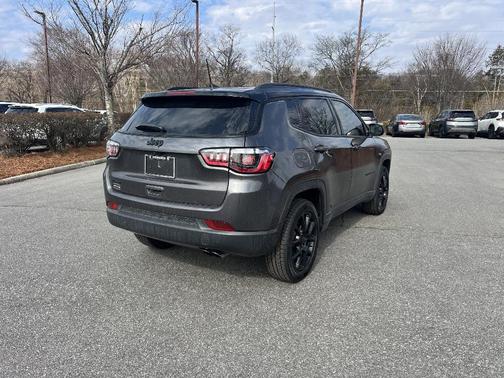 2022 Jeep Compass Altitude