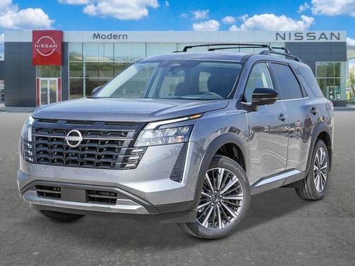 Gun Metallic 2026 Nissan Pathfinder Platinum