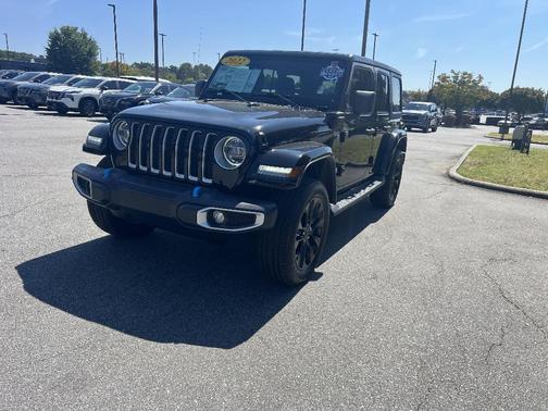 2022 Jeep Wrangler Unlimited 4xe Sahara