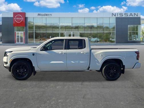 Glacier White 2026 Nissan Frontier SV