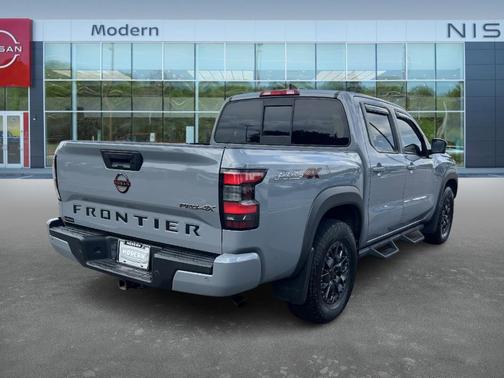 2022 Nissan Frontier PRO-4X