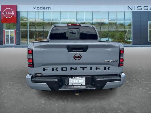 2022 Nissan Frontier PRO-4X
