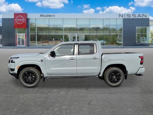 Boulder Gray Metallic 2026 Nissan Frontier SV
