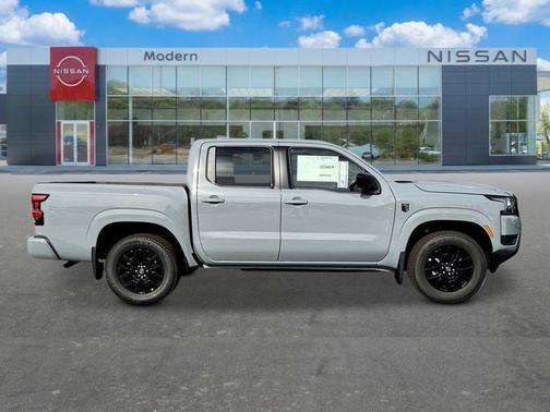 Boulder Gray Metallic 2026 Nissan Frontier SV