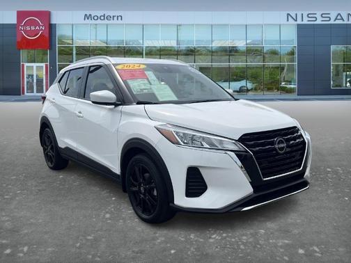 Fresh Powder 2024 Nissan Kicks SV