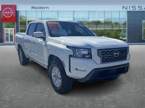 2023 Nissan Frontier SV