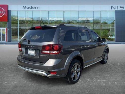 Gray 2017 Dodge Journey Crossroad