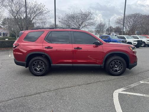 2023 Honda Pilot TrailSport