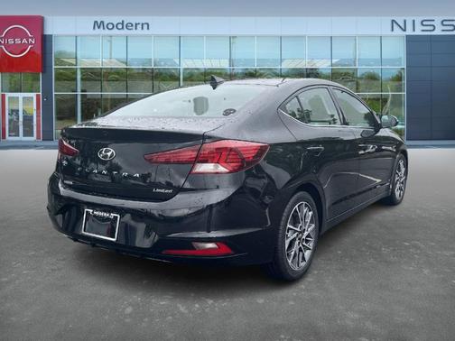 2020 Hyundai ELANTRA Limited