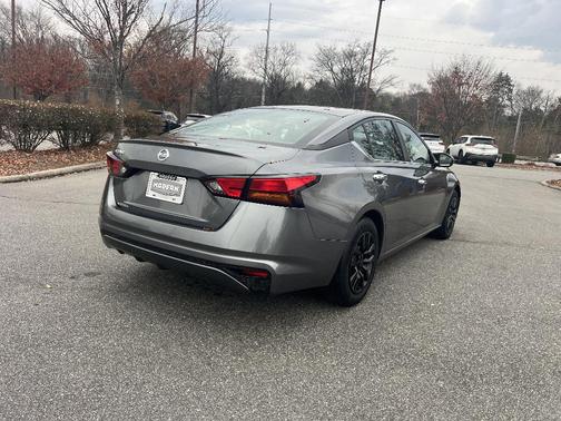 2022 Nissan Altima 2.5 S