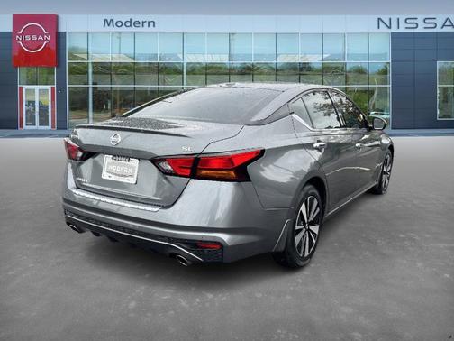 2022 Nissan Altima 2.5 SL