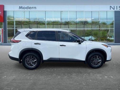 Glacier White 2024 Nissan Rogue S