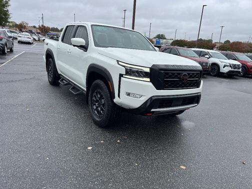 2024 Nissan Frontier PRO-4X