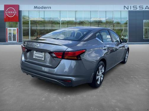 2022 Nissan Altima 2.5 S