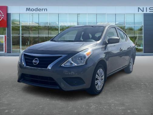 2019 Nissan Versa 1.6 S+