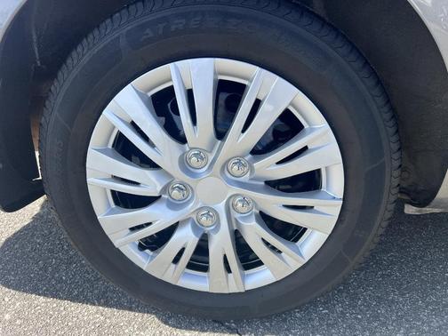 2019 Nissan Versa 1.6 S+