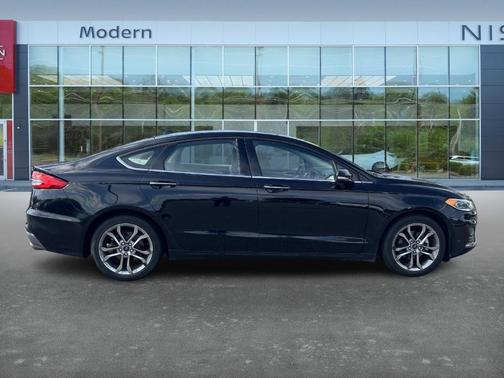2020 Ford Fusion SEL