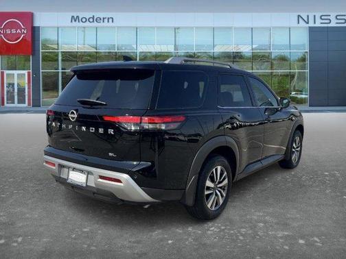 Black 2025 Nissan Pathfinder SL