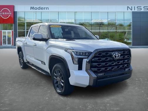2023 Toyota Tundra Hybrid Platinum