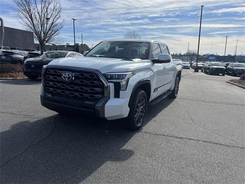 2023 Toyota Tundra Hybrid Platinum