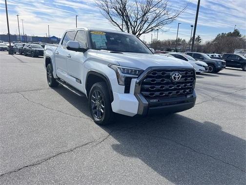 2023 Toyota Tundra Hybrid Platinum