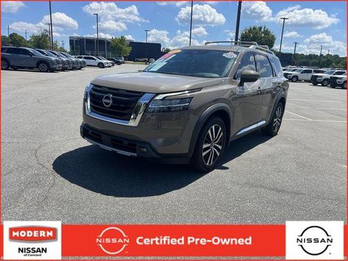 Baja Storm 2023 Nissan Pathfinder Platinum