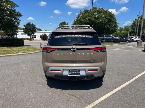 Baja Storm 2023 Nissan Pathfinder Platinum