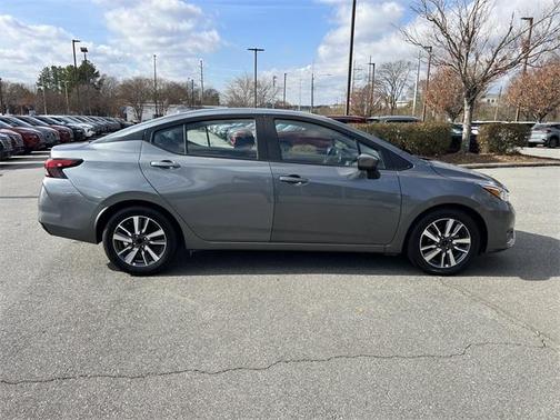 2023 Nissan Versa 1.6 SV