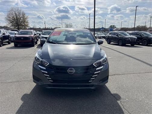 2023 Nissan Versa 1.6 SV