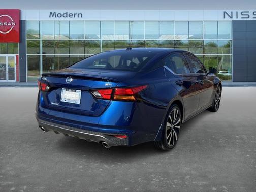 2020 Nissan Altima 2.5 SR