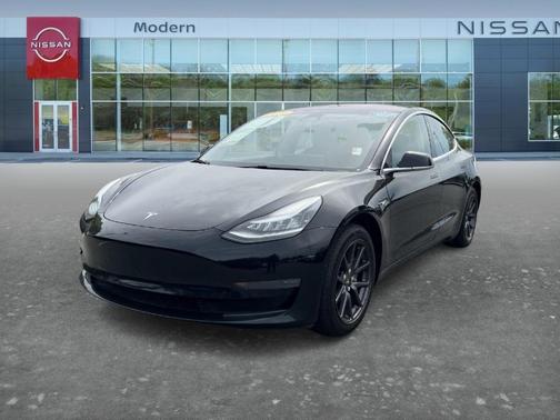 Black 2019 Tesla Model 3 Standard Range Plus