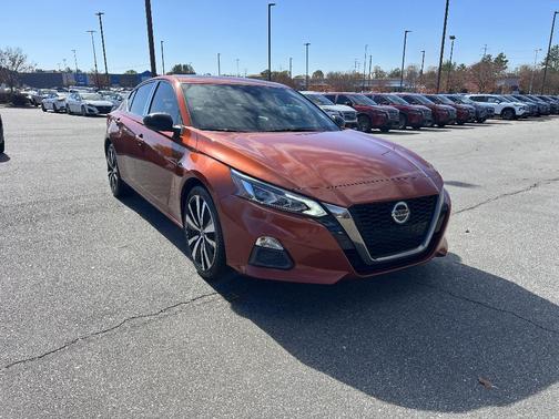 2020 Nissan Altima 2.5 SR