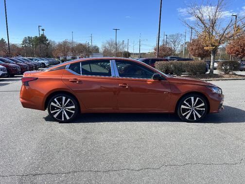 2020 Nissan Altima 2.5 SR