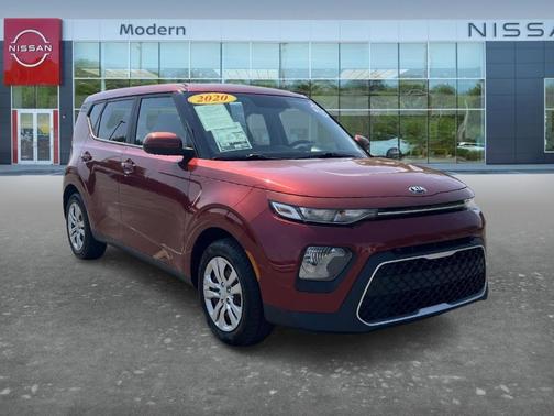 Orange 2020 Kia Soul LX