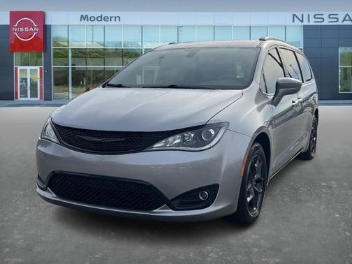 2020 Chrysler Pacifica Touring-L Plus