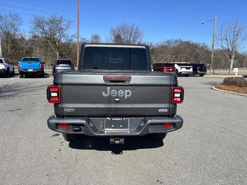 2020 Jeep Gladiator Overland