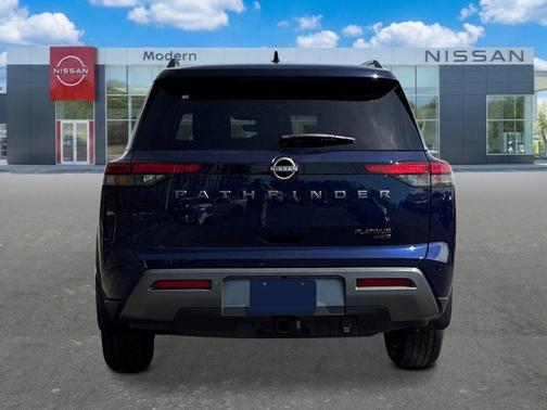 Deep Ocean Blue 2026 Nissan Pathfinder Platinum